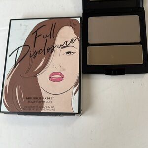 KRISTOFER BUCKLE FULL DISCLOSURE SCALP‎ DUO COLOR: SALT & PEPPER